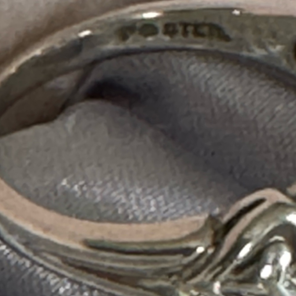 Elegant 925 Sterling Silver and genuine Amethyst heart ring. - Picture 12 of 15